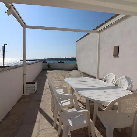 Semesterbostad House Giulia Sea Front Otranto