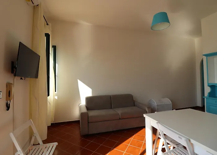 Semesterbostad House Giulia Sea Front *