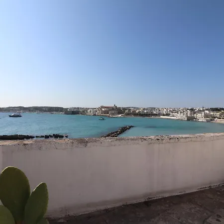 House Giulia Sea Front