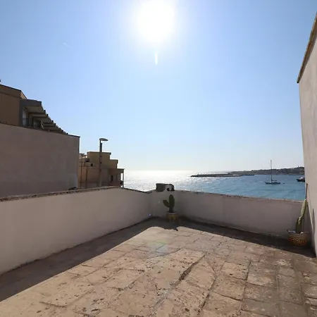 度假居 House Giulia Sea Front